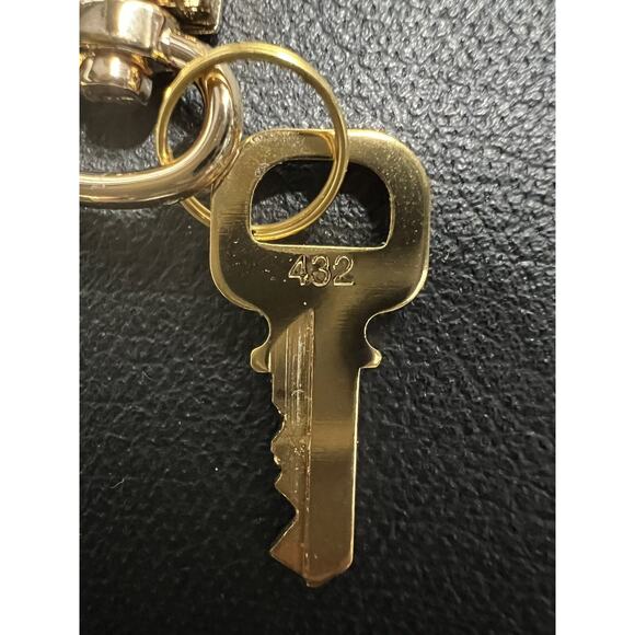 Louis Vuitton Key # 319 Brass 100% Genuine LV Series 300 “ONE KEY” - Picture 7 of 9